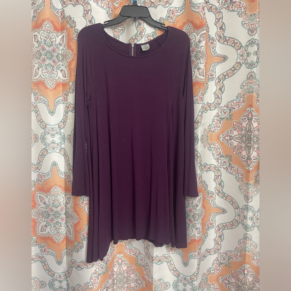 Long Sleeve Purple Dress with Zipper on back